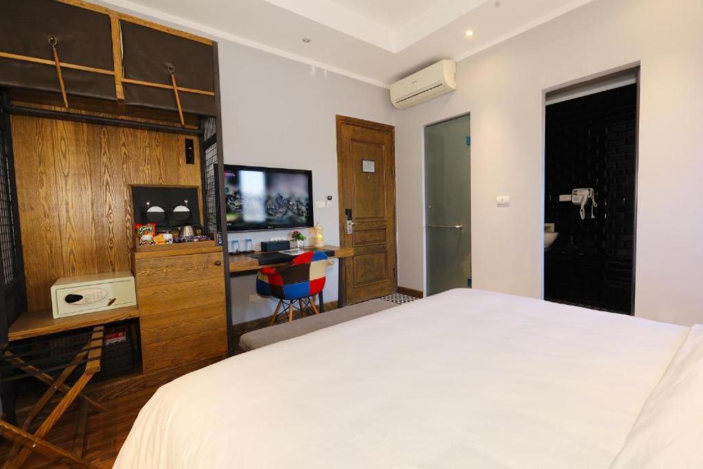 B&B Hanoi Hotel Екстер'єр фото