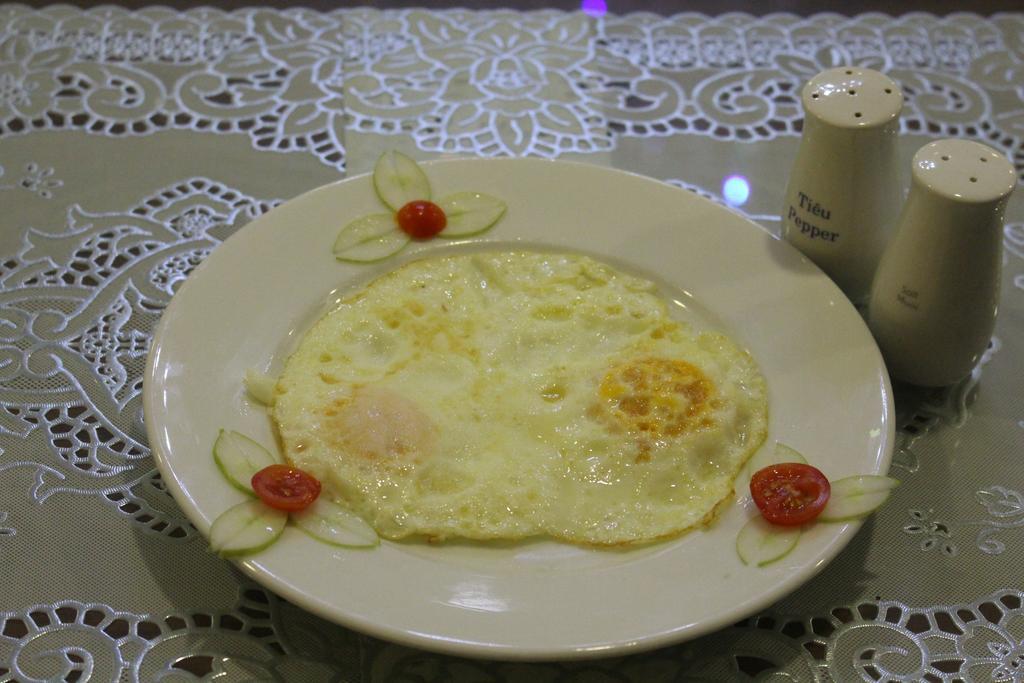 B&B Hanoi Hotel Екстер'єр фото